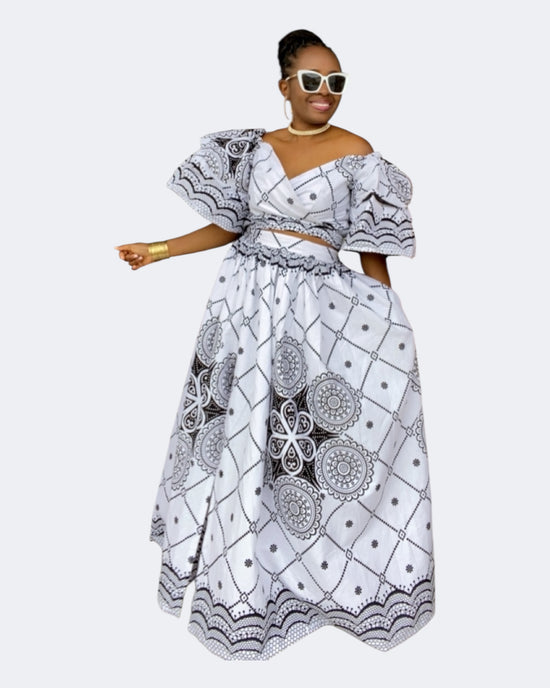 ECOSS WHITE AND BLACK MAXI SKIRT SET