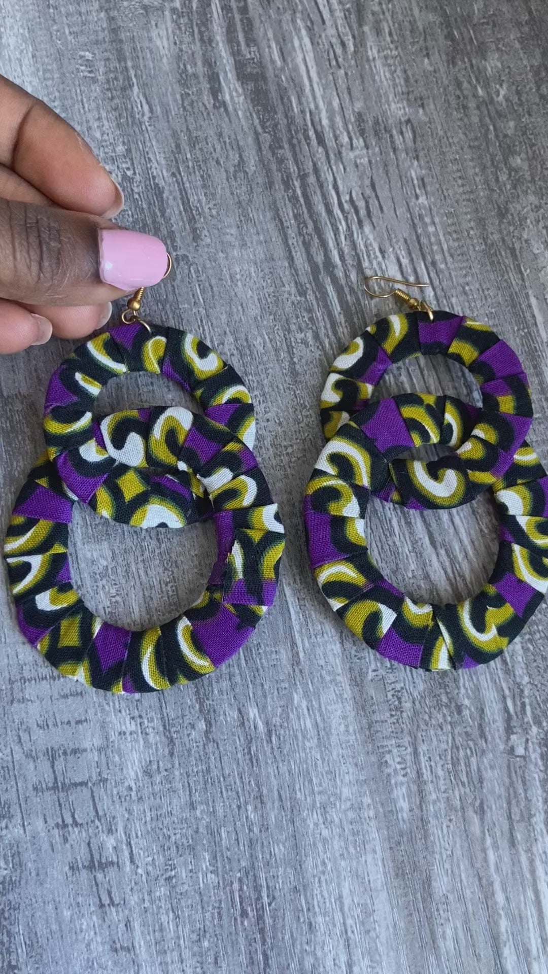 TOKOSS PURPLE AFRICAN HOOK EARRINGS